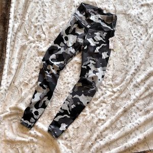 Old Navy Camo High waisted leggings